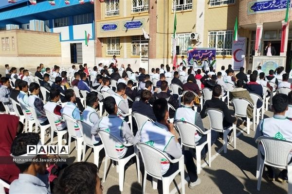 مانور زلزله در دبیرستان شهید «احمد علمداری» جعفرآباد قم