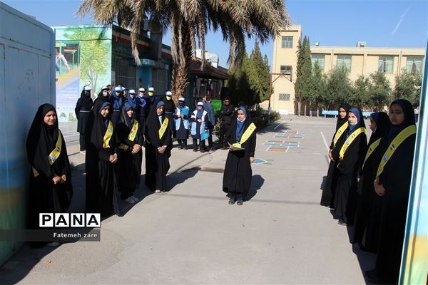 بیست و چهارمین مانور سراسری زلزله در دبیرستان شهید دهقان ناحیه ۲ یزد