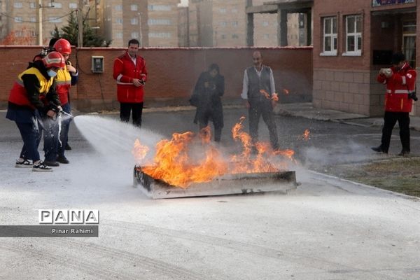 بیست و چهارمین مانور سراسری زلزله و ایمنی در تبریز