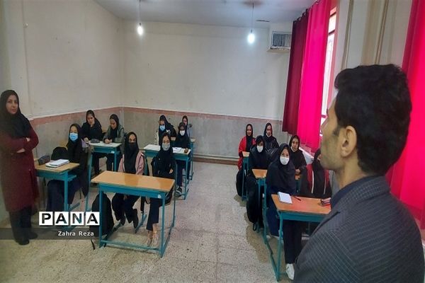 گرامیداشت هفته پژوهش در آموزشگاه طریقت جوادآباد