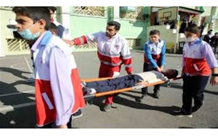 بیست و چهارمین مانور سراسری زلزله با شعار ( مدرسه ایمن ، جامعه تاب‌آور ) در شهرستان البرز ، شهر الوند ، دبیرستان ریحانه /فیلم