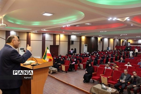 برگزاری جلسه توجیهی معاونان پرورشی منطقه ۱۳