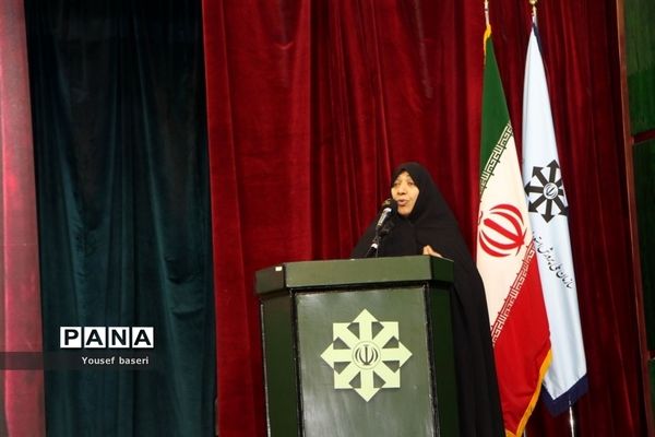 نشست صمیمی وزیر آموزش و پرورش با فرهنگیان استان یزد