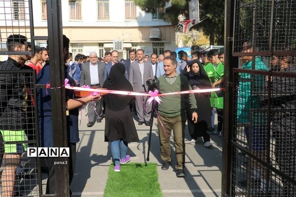 افتتاح سالن ورزشی چندمنظوره و زمین چمن رازی و دارالقرآن بشارت در منطقه 3