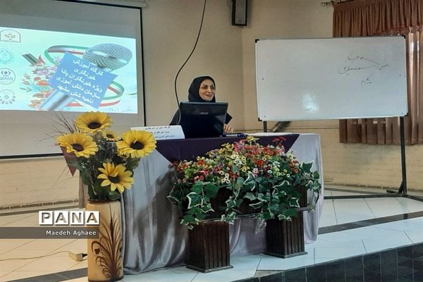 کارگاه آموزشی خبرنگاری  ویژه دانش‌آموزان دختر ناحیه 6 مشهد