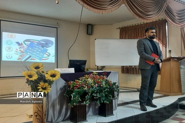 کارگاه آموزشی خبرنگاری  ویژه دانش‌آموزان دختر ناحیه 6 مشهد