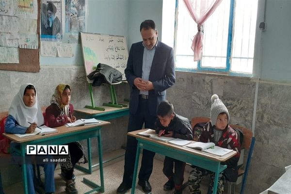 بازدید مدیرآموزش و پرورش کلات از مدارس روستاهای مسیر پساکو