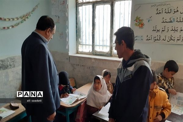 بازدید مدیرآموزش و پرورش کلات از مدارس روستاهای مسیر پساکو