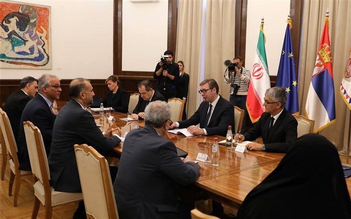 تاکید وزیر امور خارجه بر حمایت ایران از تمامیت ارضی صربستان