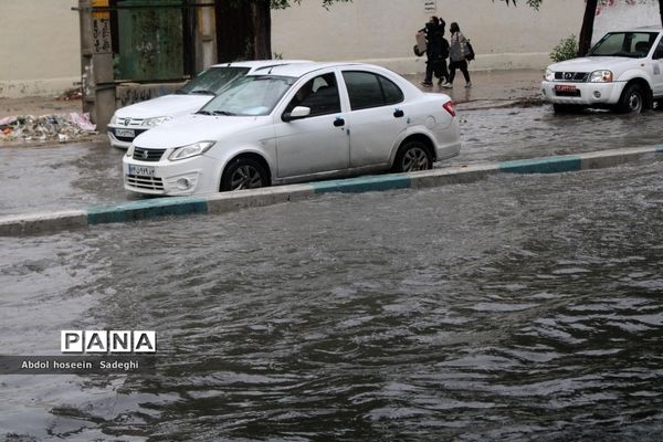 بارش باران و آبگرفتگی معابر در بوشهر