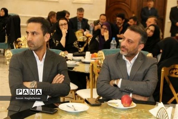 همایش معلمان متخصص، مادران توانمند دراسلامشهر