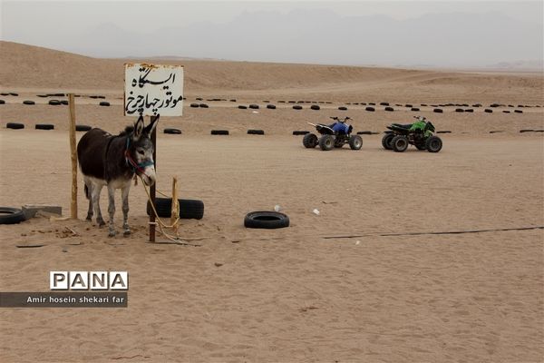 اردوهای کویر نوردی داخل استانی سازمان دانش‌آموزی یزد