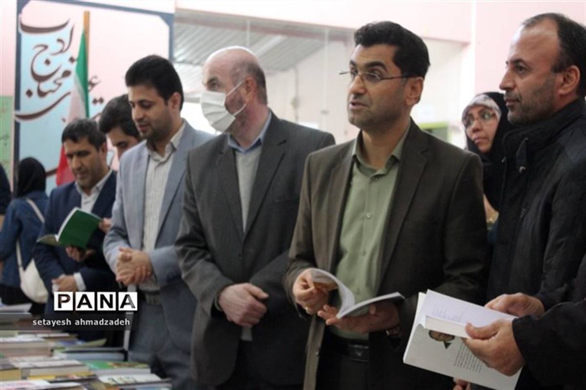 نمایشگاه کتاب و محصولات فرهنگی در شهرستان گلوگاه افتتاح شد