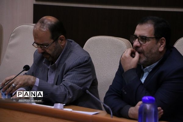 جلسه هماهنگی تشییع و خاکسپاری شهید گمنام در دانشگاه فرهنگیان قم