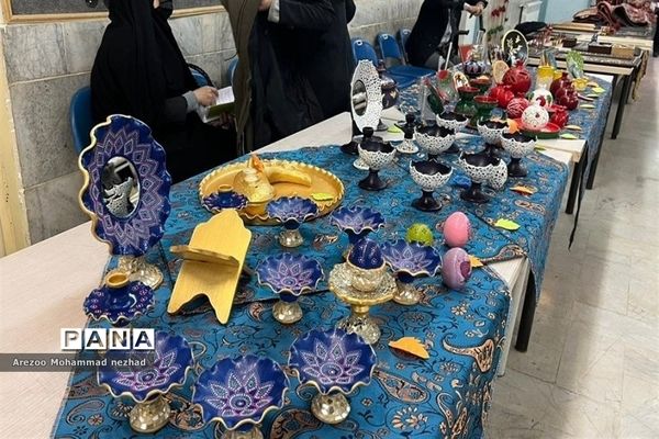 برپایی نمایشگاه صنایع‌دستی توسط دانشجویان کارآفرین شهرستان قرچک