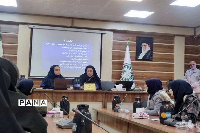 جلسه روسای شورای دانشآموزی ناحیه 3 مشهد
