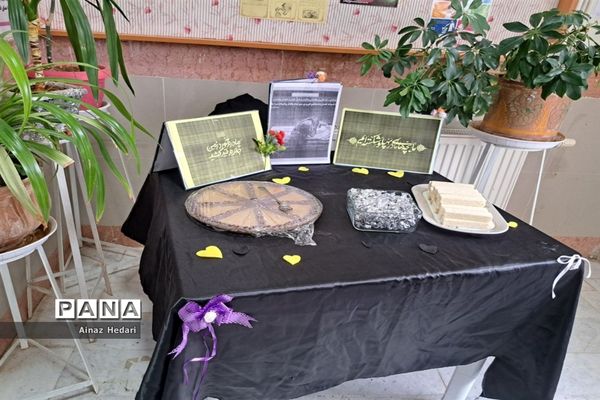 برپایی ایستگاه صلواتی در مدارس دخترانه کاشمر