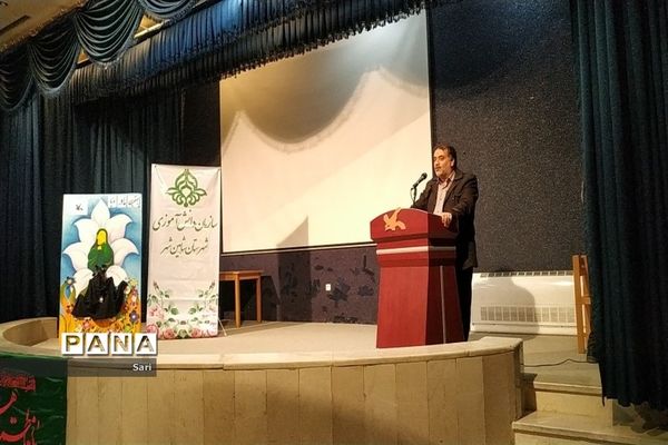 برگزاری گردهمایی مربیان عضو سازمان دانش‌آموزی شهرستان شاهین شهر