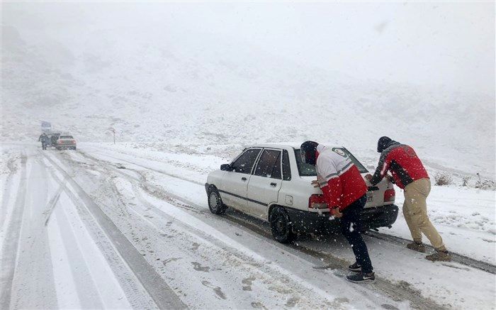 امدادرسانی به ۱۲۰۰ هموطن در برف و آبگرفتگی هفته اخیر