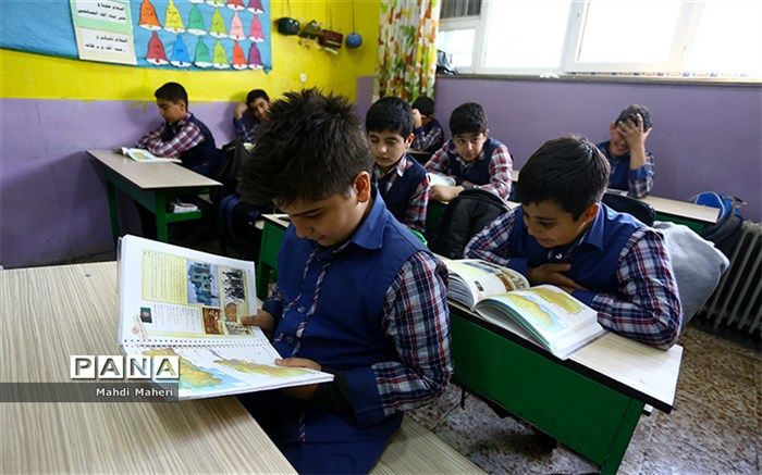 مدارس ابتدایی و متوسطه استان‌های تهران و البرز "شنبه و یکشنبه" غیرحضوری شد