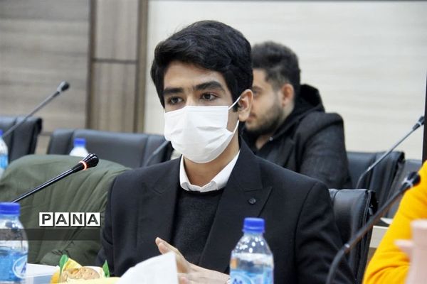 نشست عصرانه نوجوانان فعال اجتماعی