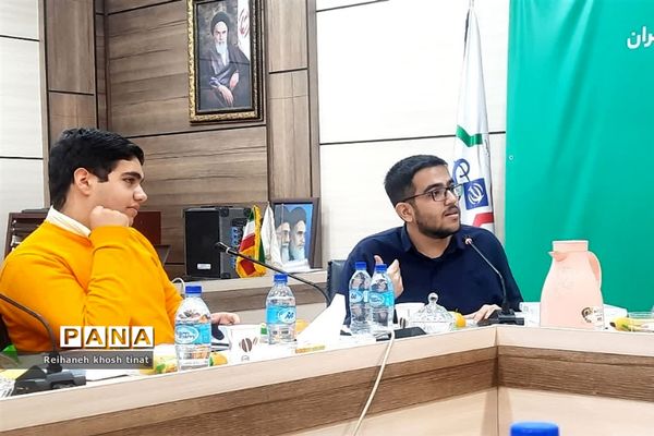 نشست عصرانه نوجوانان فعال اجتماعی