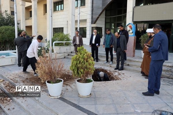 نشست هم اندیشی تشییع و تدفین شهید گمنام در محل اداره‌کل آموزش و پرورش فارس