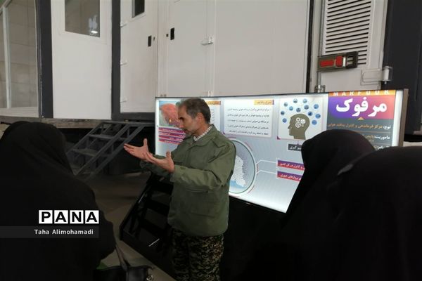 اردوی راهیان پیشرفت و بازدید از پارک ملی هوا فضا با حضور معاونان پرورشی شهرستان قدس