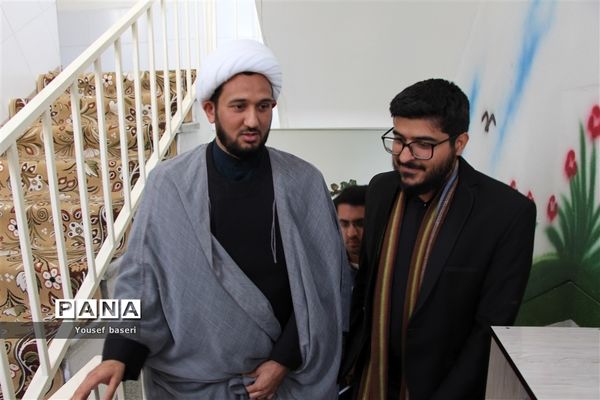 بازدید رئیس سازمان دانش‌آموزی استان یزد از مدرسه دخترانه پاپلی ناحیه یک