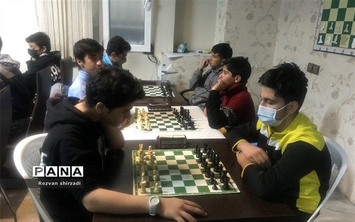نفرات برتر مسابقات شطرنج مدارس منطقه 4 معرفی شدند