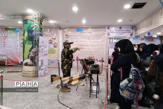 اردوی آموزشی آمادگی دفاعی پایه دهمیهای ناحیه ۳ شیراز در موزه دفاع مقدس