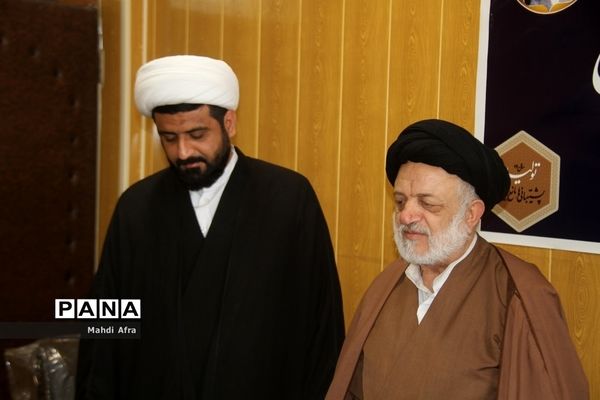 مراسم تکریم و معارفه مسئول اتحادیه انجمن های اسلامی دانش‌آموزان شهرستان بهبهان