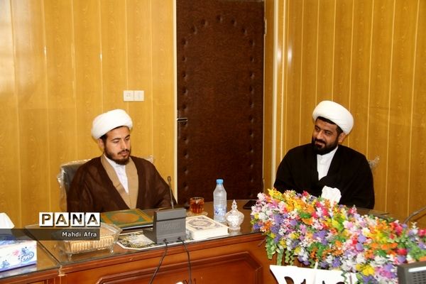 مراسم تکریم و معارفه مسئول اتحادیه انجمن های اسلامی دانش‌آموزان شهرستان بهبهان