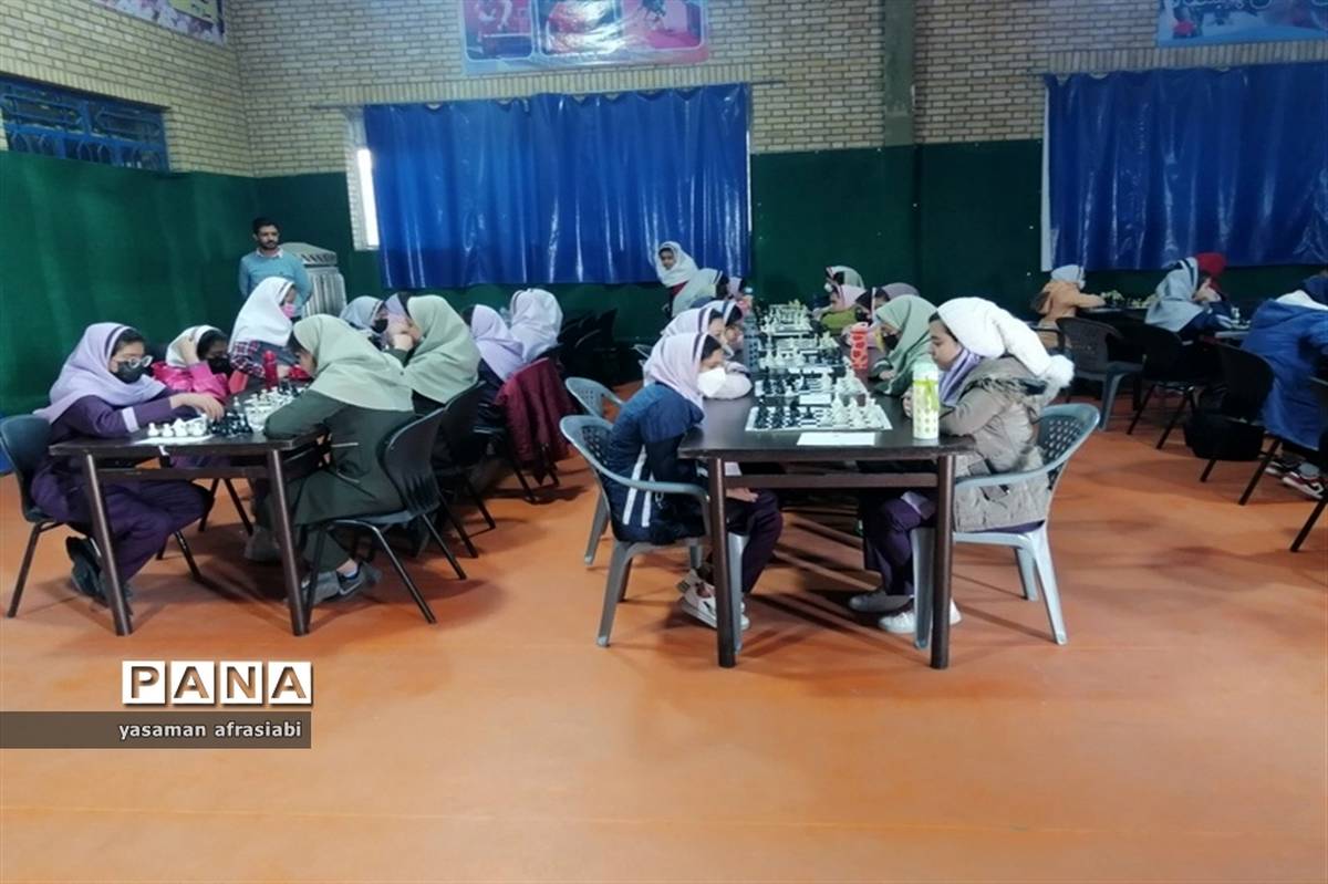 برگزاری مسابقات شطرنج دانش‌آموزی ناحیه 3 شیراز