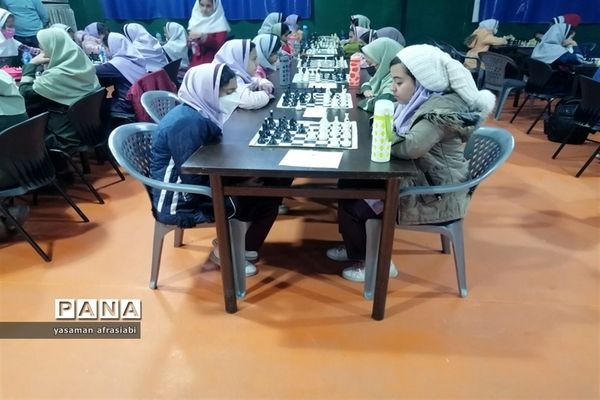 برگزاری مسابقات شطرنج دانش‌آموزی ناحیه 3 شیراز