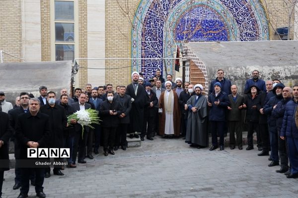 تجدید میثاق سرپرست جدید آموزش و پرورش آذربایجان‌شرقی با شهدا در اولین روز کاری