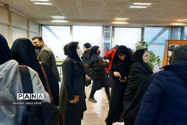 حضور دانش‌آموزان رودهن در نمایشگاه دستاوردهای پژوهشی دانش‌آموزان در پارک علم و فناوری پردیس