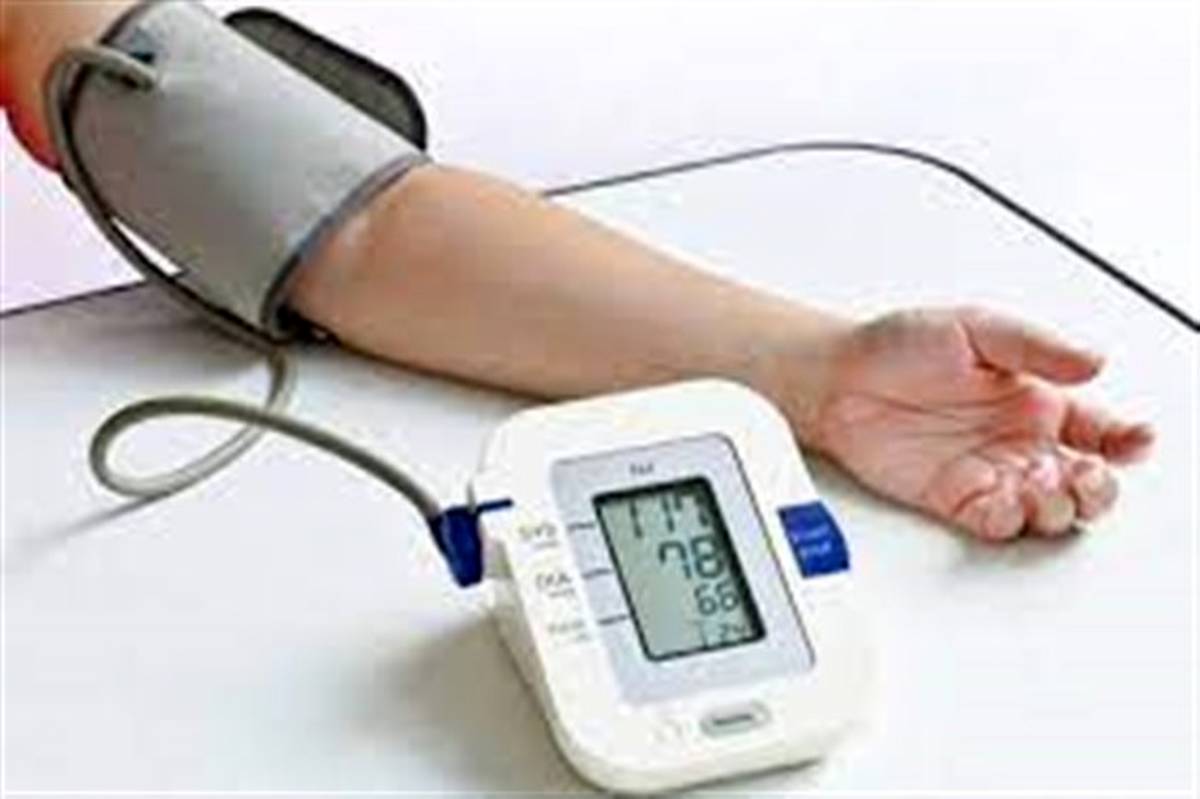 ارائه خدمات رایگان فشار خون در مراغه