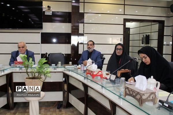 نشست کارشناسان سازمان دانش‌آموزی استان بوشهر