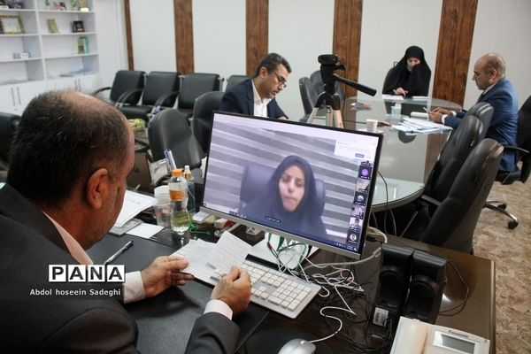 جلسه توجیهی طرح انسداد مبادی بیسوادی در بوشهر