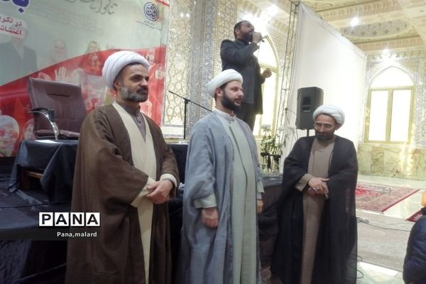 اجتماع بزرگ بانوان و دختران در صفادشت