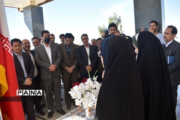بازدید نایب رئیس مجلس شورای اسلامی از اجرای پروژه های شهرستان بهاباد