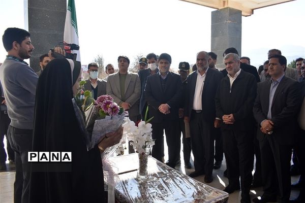 بازدید نایب رئیس مجلس شورای اسلامی از اجرای پروژه های شهرستان بهاباد