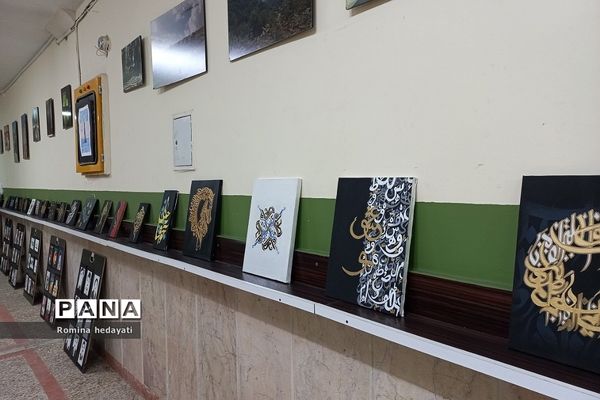برگزاری نمایشگاه شمیم یاس در هنرستان مبتکران رودهن