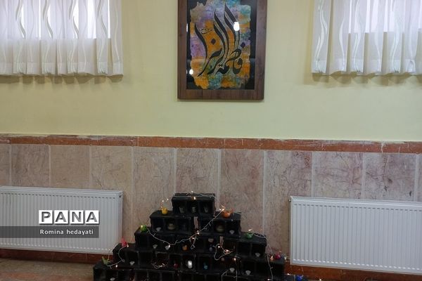 برگزاری نمایشگاه شمیم یاس در هنرستان مبتکران رودهن