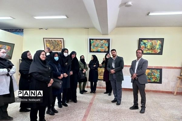 برگزاری نمایشگاه شمیم یاس در هنرستان مبتکران رودهن