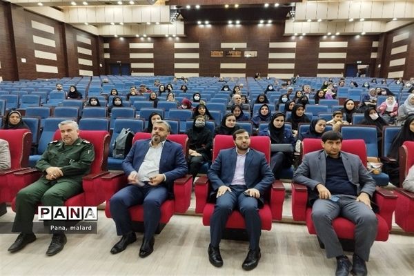 برگزاری آیین تجلیل از فرهنگیان و دانش‌آموزان پژوهشگر در ملارد