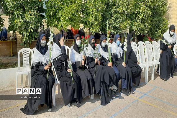 مراسم وداع با شهید گمنام در دبیرستان دخترانه فرزانگان  ناحیه 3 شیراز