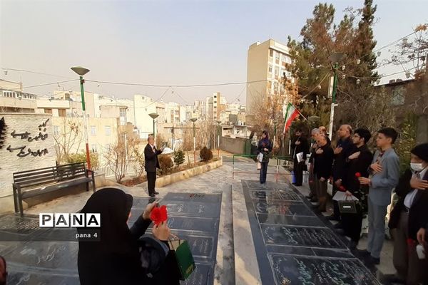 زیارت از امامزادگان پنج تن  لویزان و تجدید میثاق با شهدا