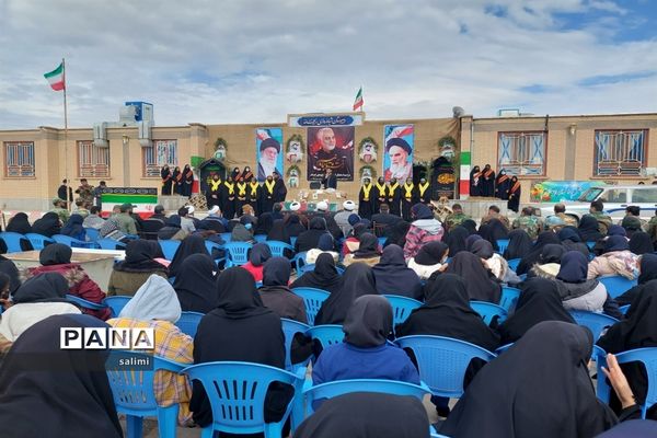تشییع شهید گمنام  با حضور دانش آموزان پیشتاز
